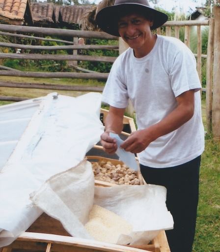 das_produkt_wird_verpackt_kl